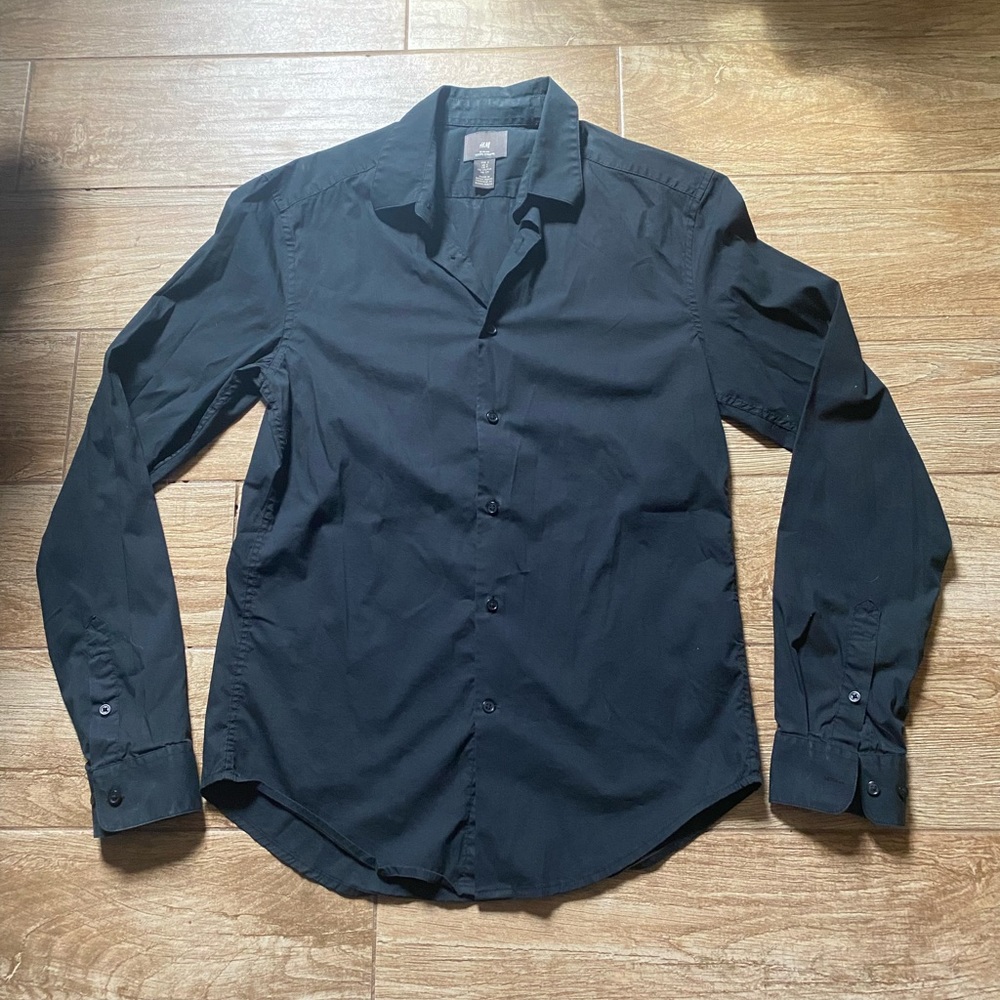 H&M Slim Fit dress shirt